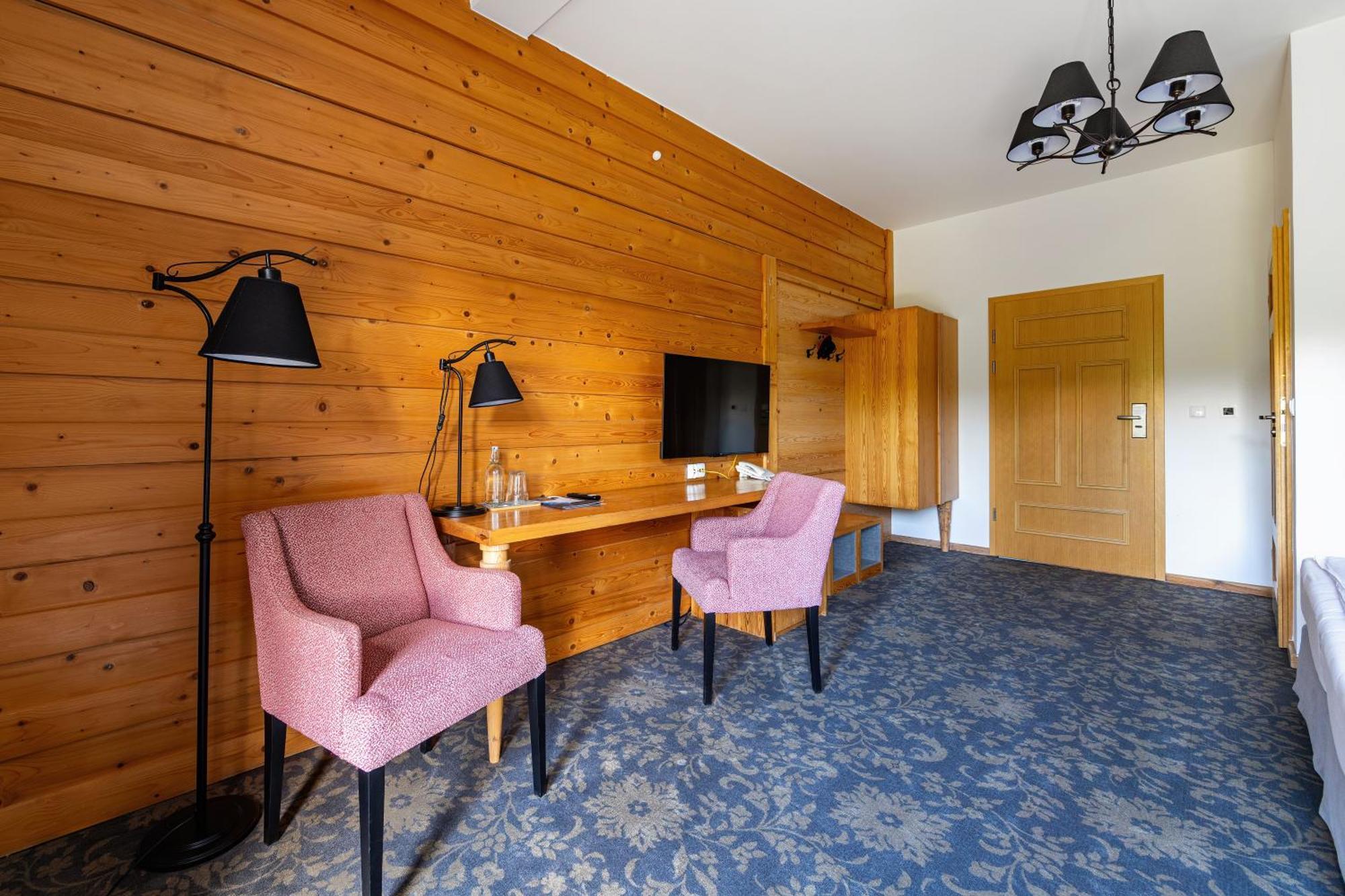 Hotel Gazdowka Spa Osielsko ภายนอก รูปภาพ